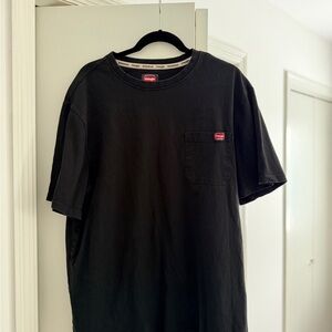 Men’s Wrangler Black Short Sleeve Pocket Tee